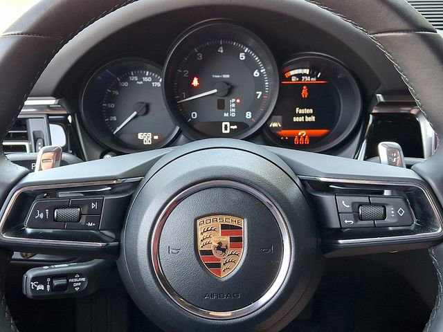 Used 2026 Porsche Macan AWD/4WD image 24
