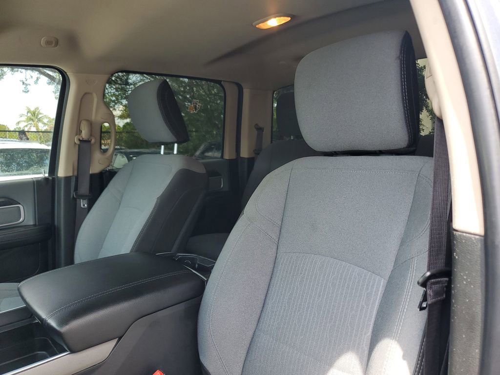 Used 2019 RAM 3500 Big Horn AWD/4WD image 22