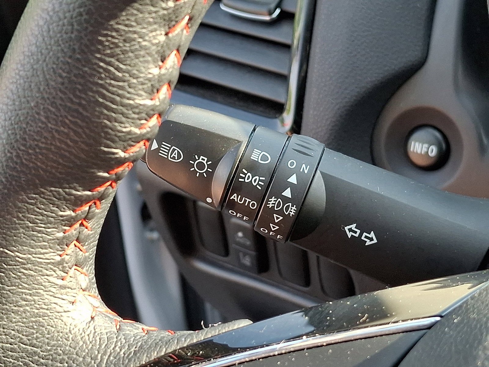 Used 2025 Mitsubishi Outlander Sport LE AWD/4WD image 25