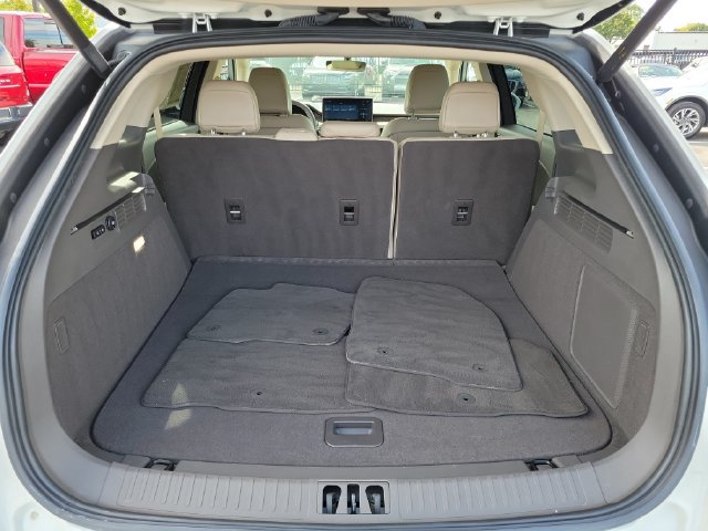 Certified 2023 Lincoln Nautilus Reserve FWD image 28