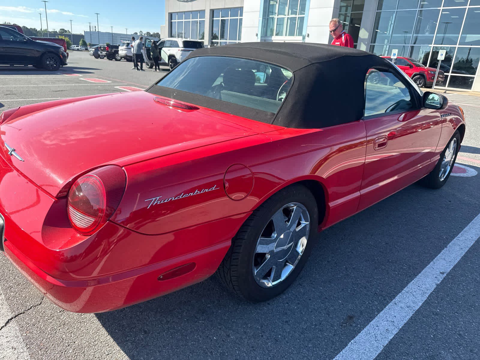 Used 2002 Ford Thunderbird RWD image 4