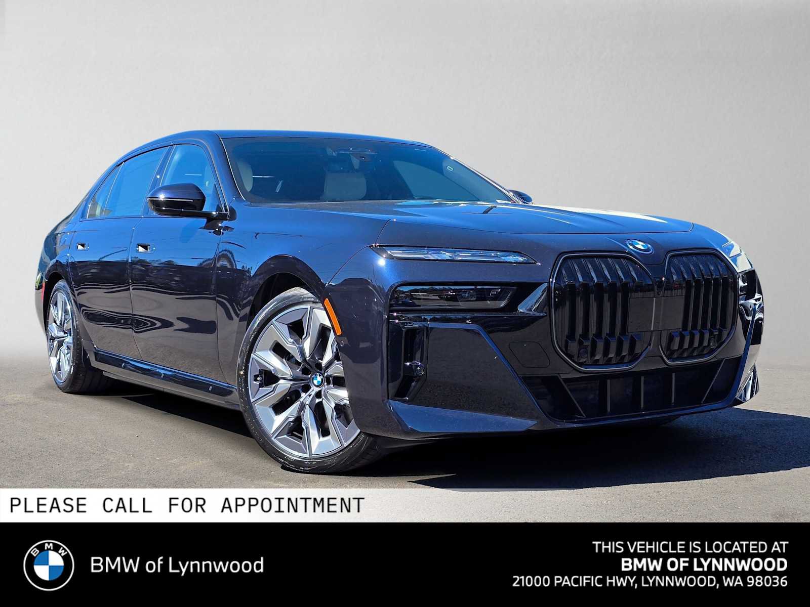 Used 2025 BMW 750e xDrive w/ Executive Package