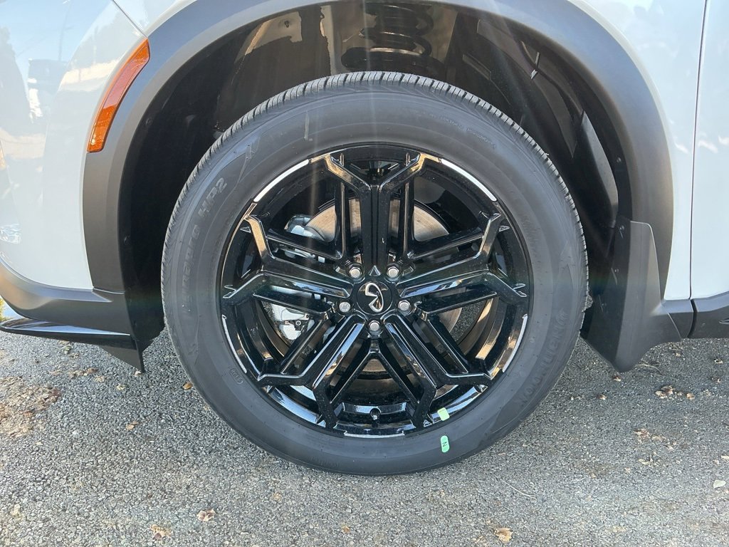 New 2026 INFINITI QX60 Sport w/ Dark Cargo Package image 6