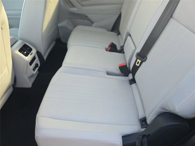 Used 2023 Volkswagen Tiguan SE R-Line FWD image 9
