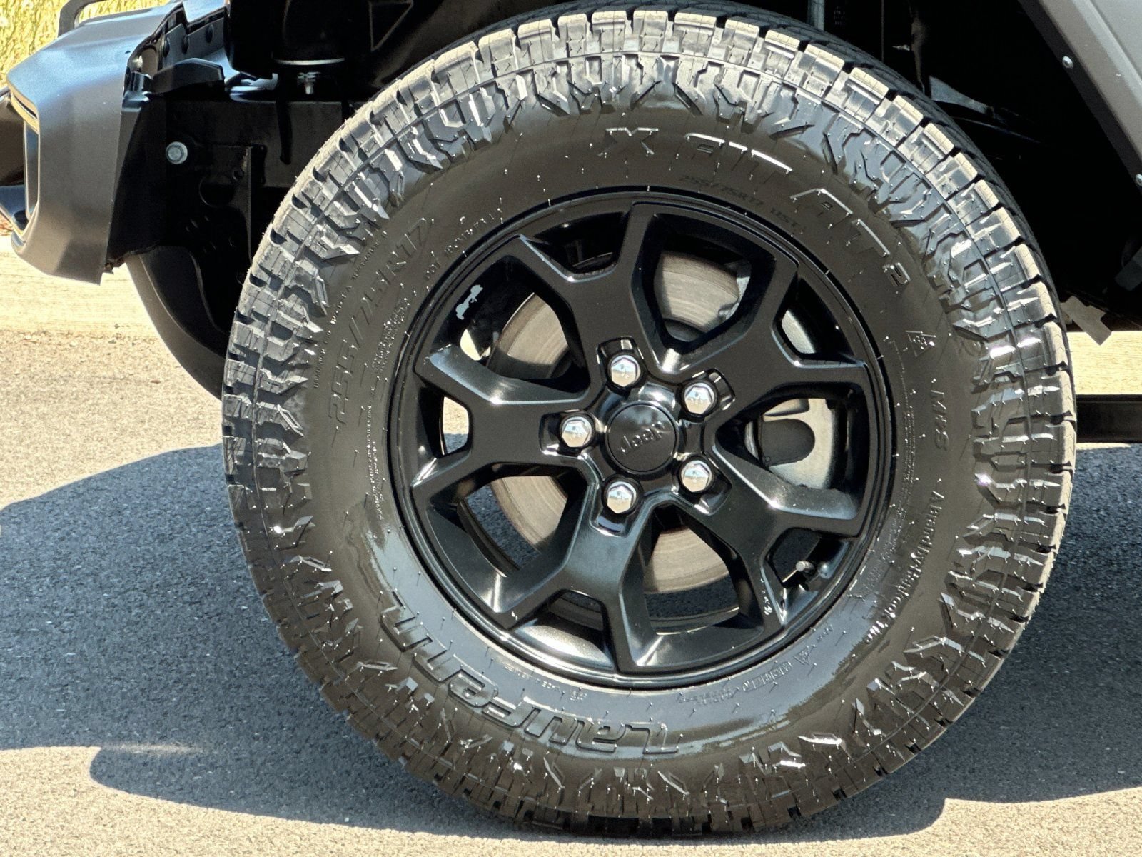 Used 2022 Jeep Wrangler Sport AWD/4WD image 31