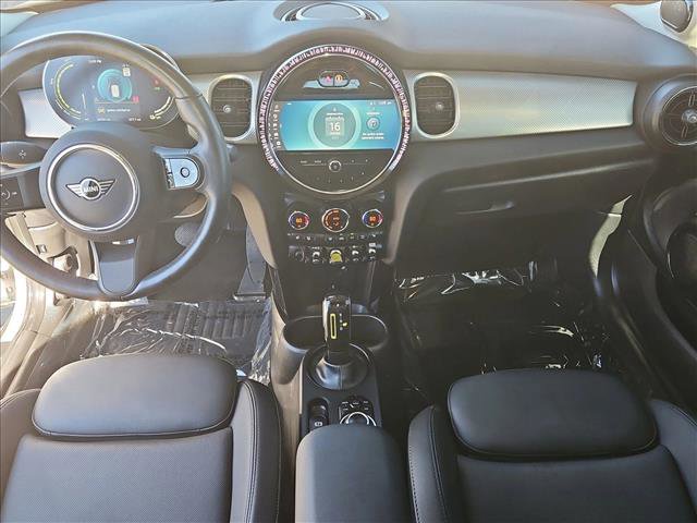 Used 2024 MINI Cooper SE image 18