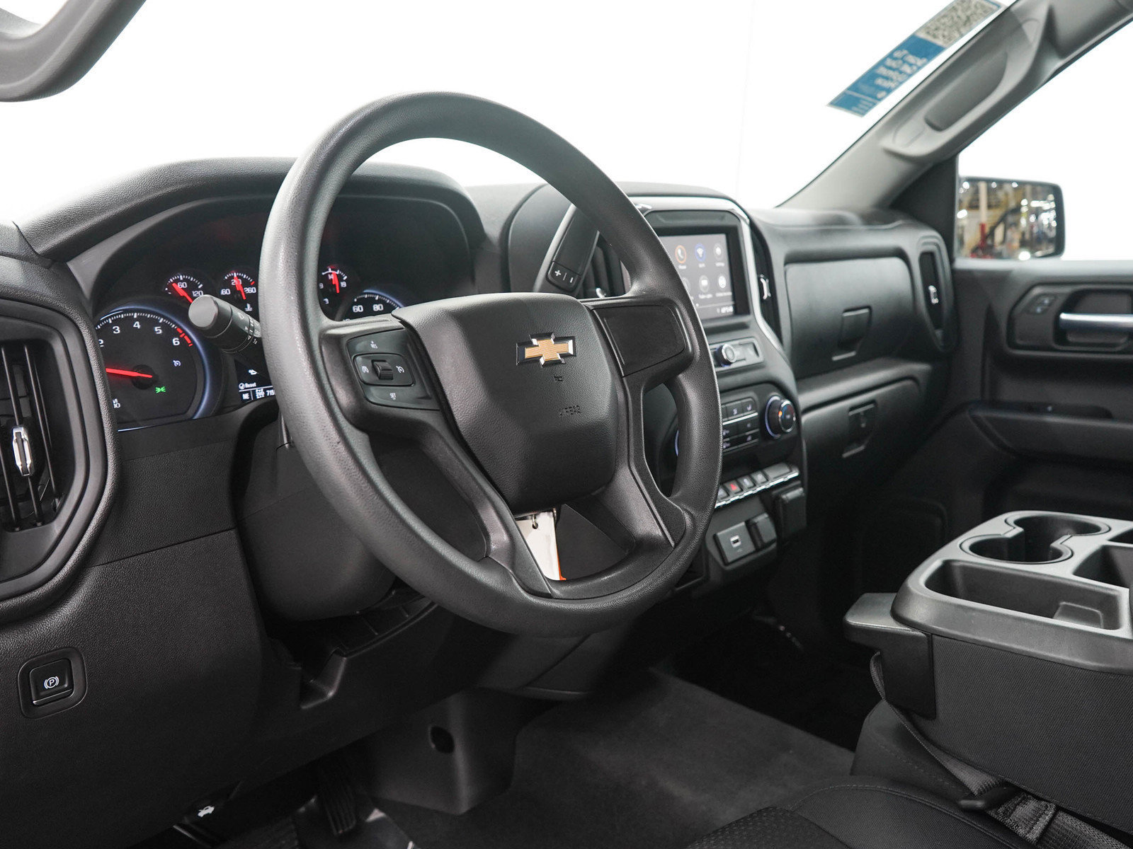 Used 2020 Chevrolet Silverado 1500 Custom w/ Custom Value Package AWD/4WD image 24