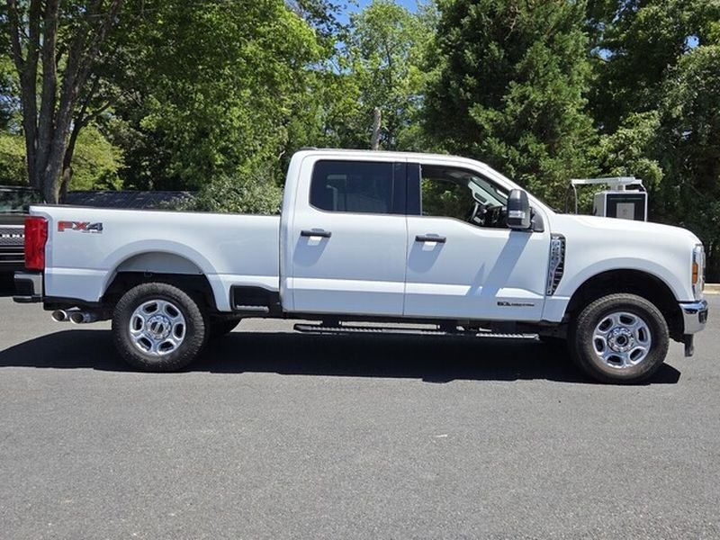 Used 2025 Ford F250 XLT w/ FX4 Off-Road Package AWD/4WD image 15