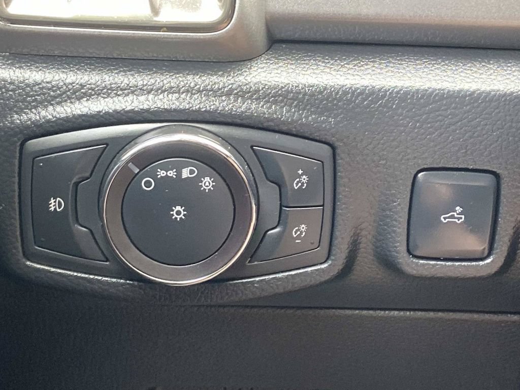 Used 2019 Ford Ranger XLT w/ Equipment Group 302A Luxury AWD/4WD image 25