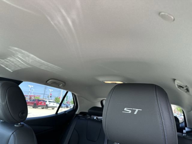 New 2026 Buick Encore GX Sport Touring FWD image 18
