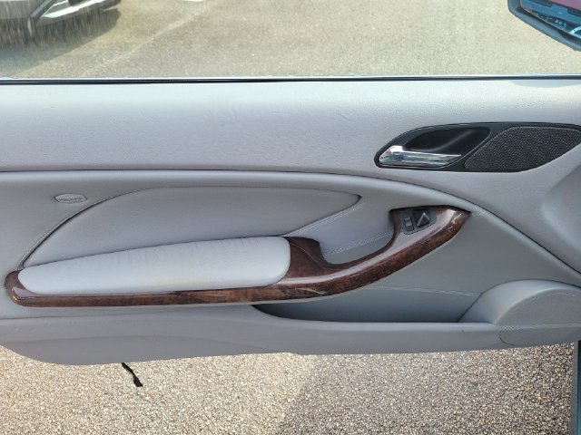 Used 2006 BMW 325Ci Convertible RWD image 10