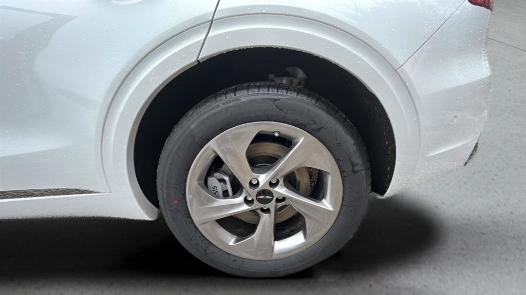 New 2026 Genesis GV70 2.5T Advanced image 23