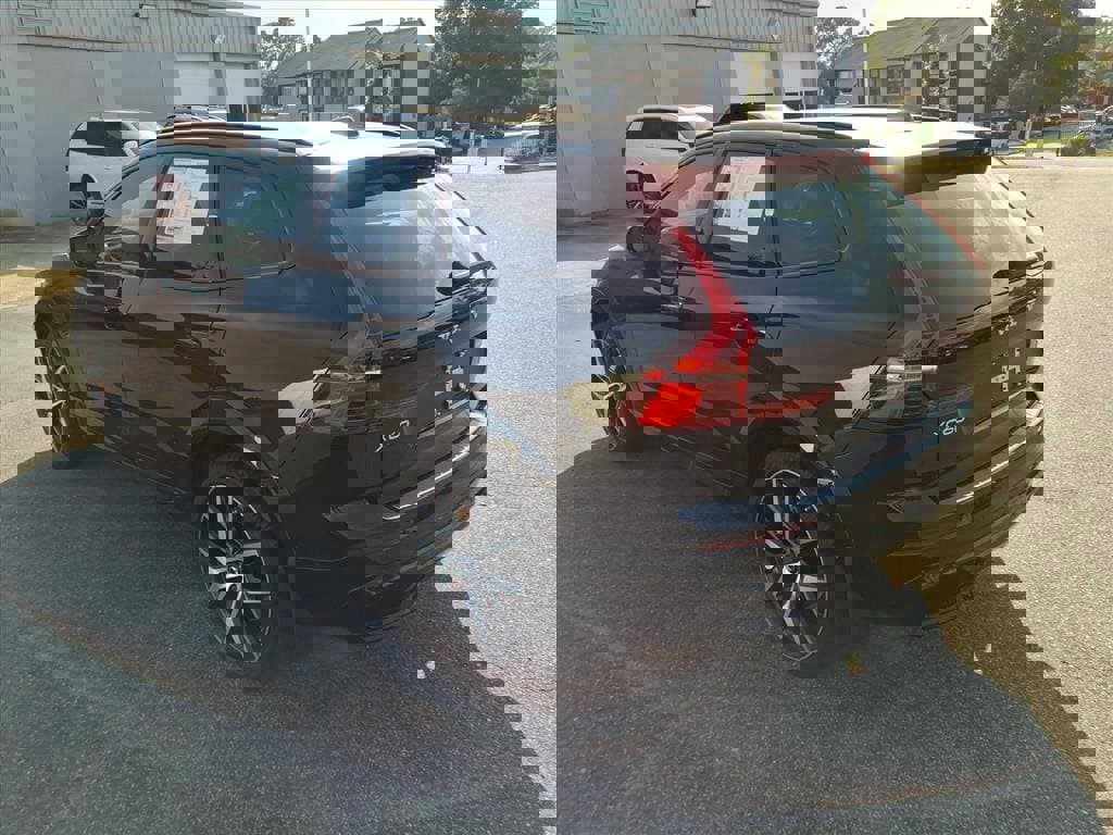 Used 2024 Volvo XC60 T8 Polestar w/ Protection Package Premier image 7