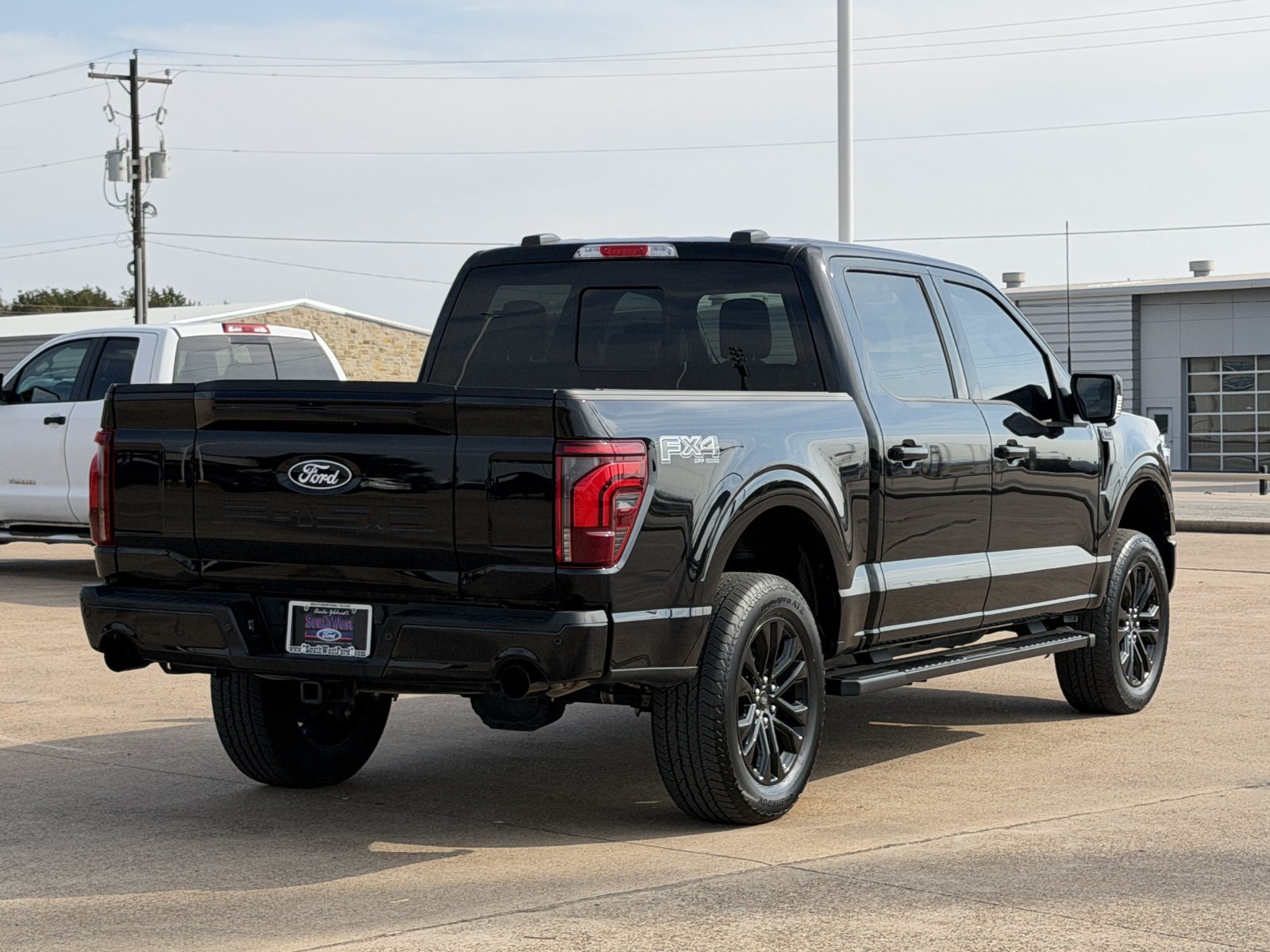 Used 2024 Ford F150 Lariat w/ Bed Utility Package AWD/4WD image 4