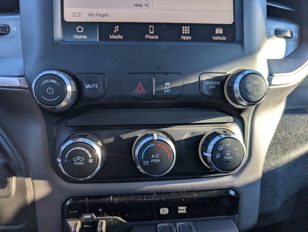 Used 2022 RAM 2500 Big Horn image 24