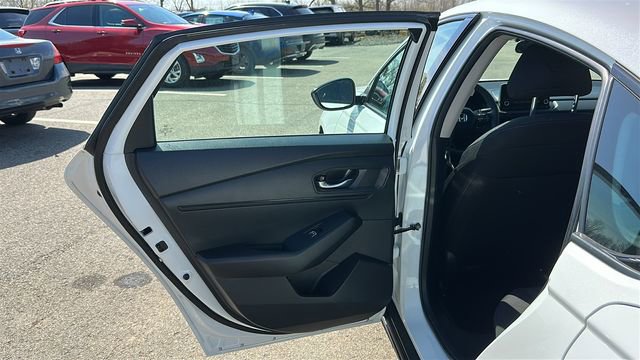 Used 2025 Honda Accord SE image 22