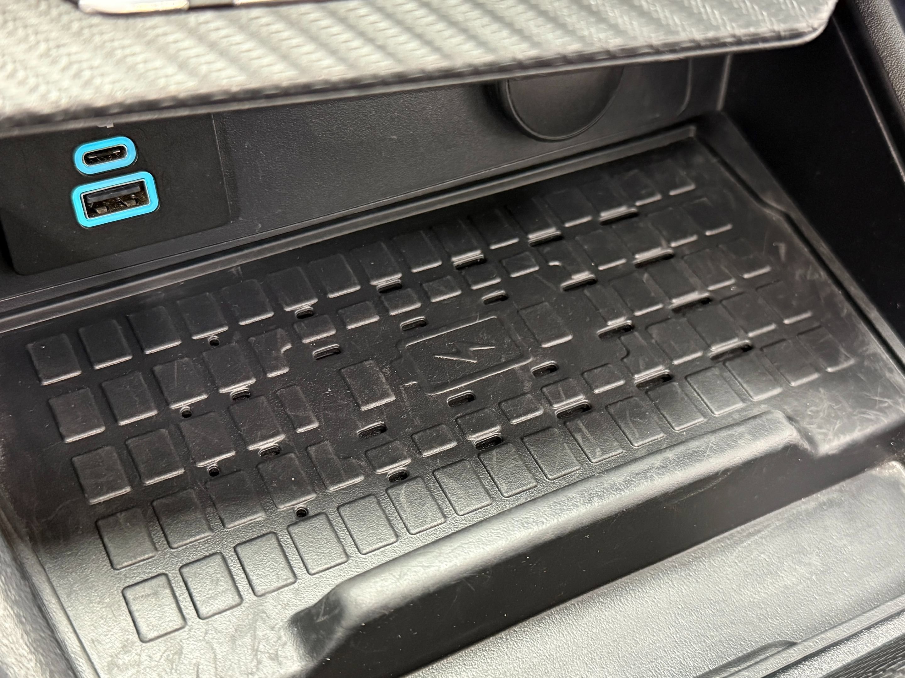Used 2024 Ford Mustang Premium image 32