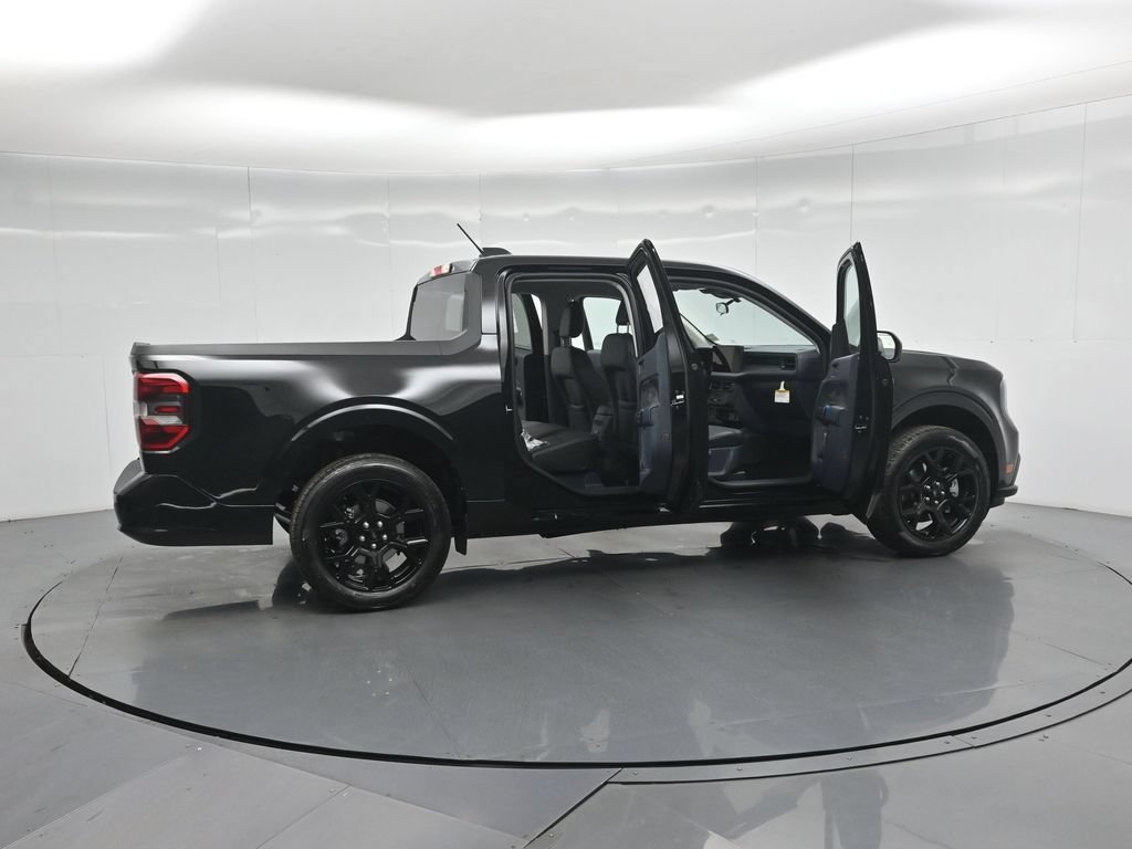New 2026 Ford Maverick Lobo AWD/4WD image 3