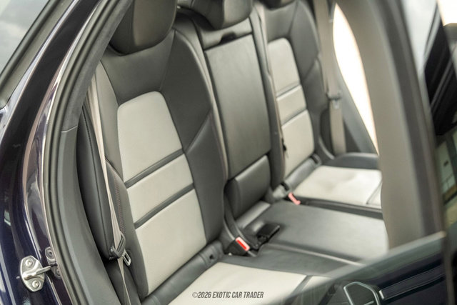 Used 2019 Porsche Cayenne Turbo image 36