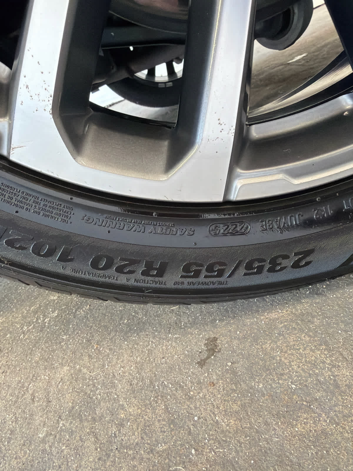 Used 2022 GMC Acadia Denali w/ LPO, Floor Liner Package FWD image 12