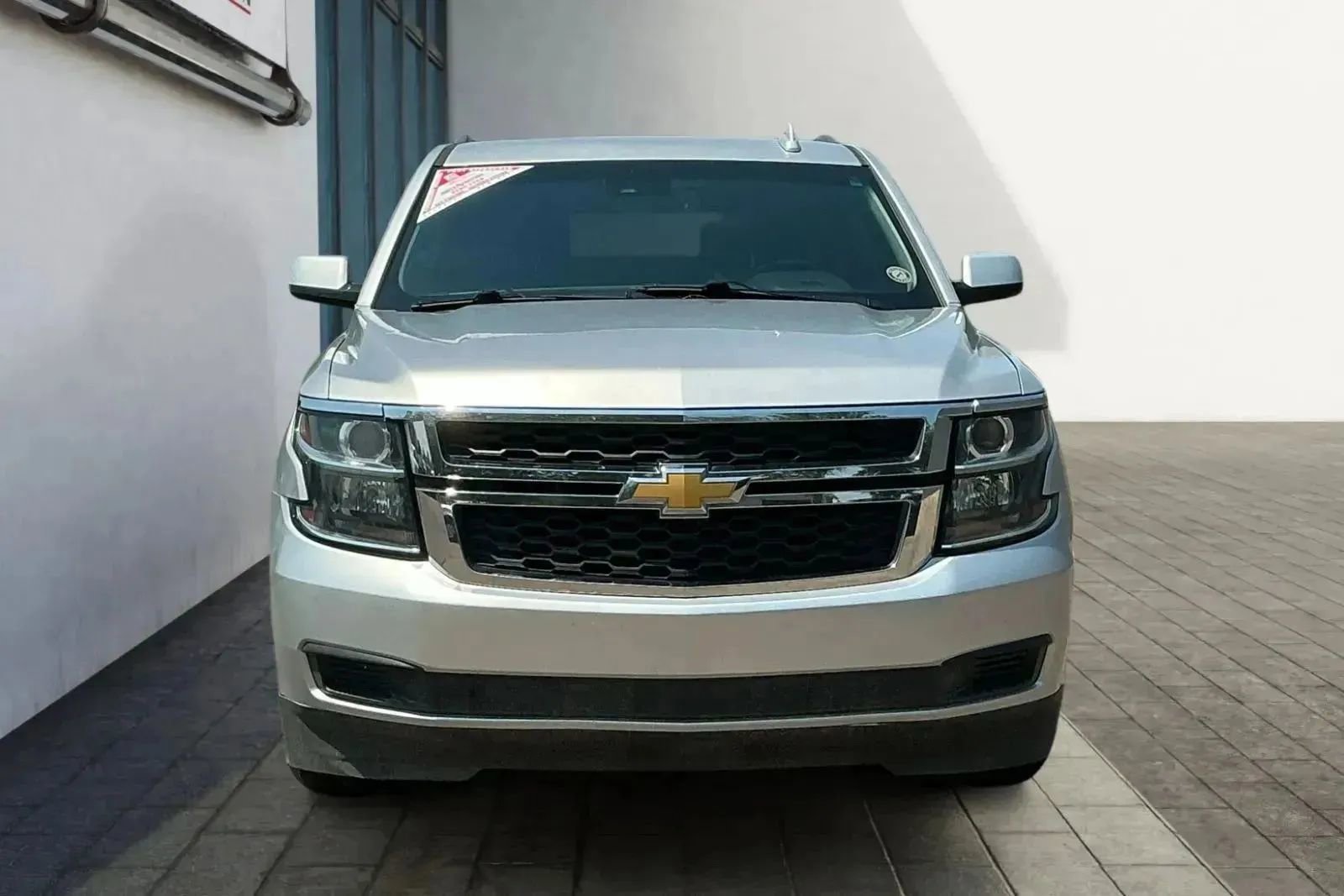 Used 2020 Chevrolet Suburban LT image 8