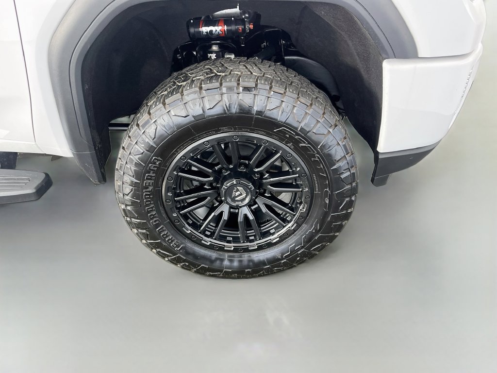 Used 2022 GMC Sierra 2500 Denali w/ Denali Ultimate Package AWD/4WD image 38