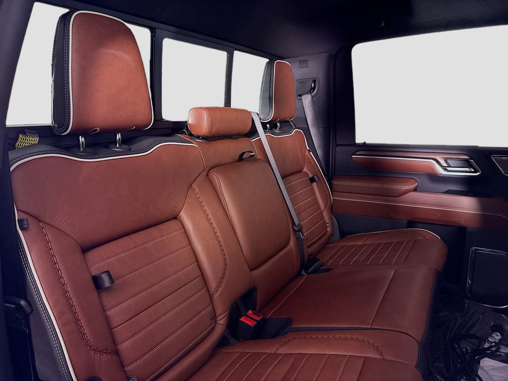 New 2025 GMC Sierra 3500 Denali Ultimate image 28
