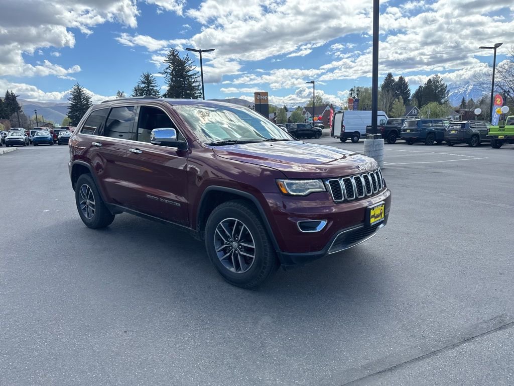 Used 2017 Jeep Grand Cherokee Limited w/ Luxury Group II image 3