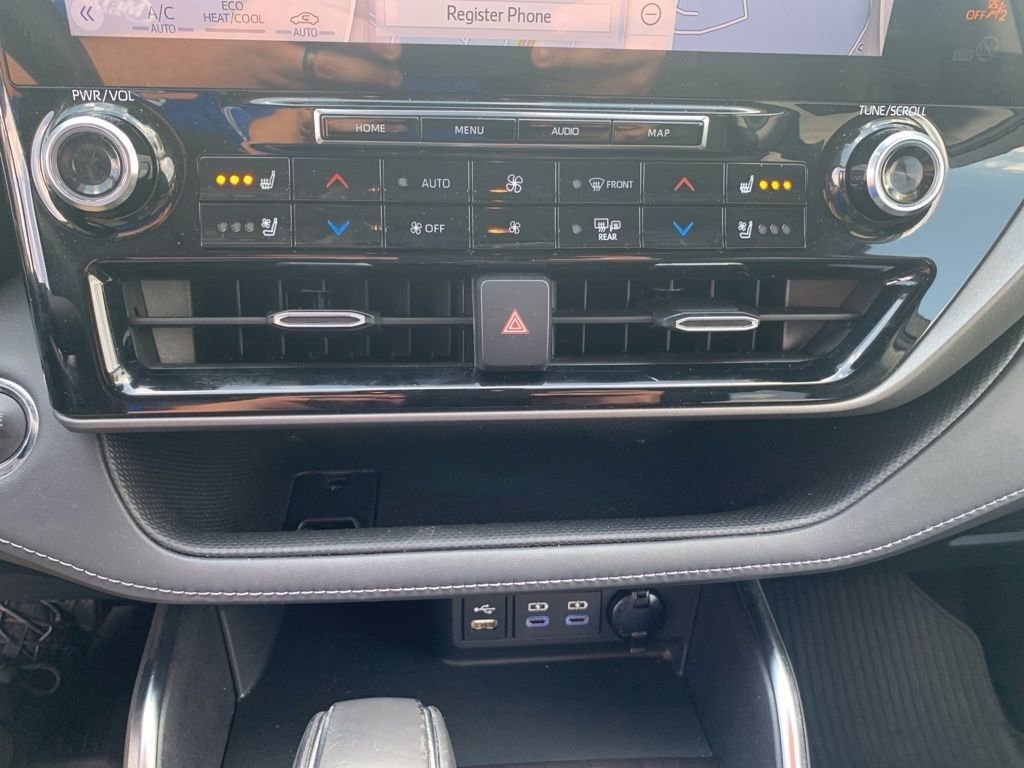 Used 2022 Toyota Highlander Limited image 21