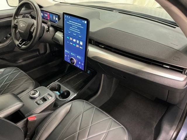 Used 2021 Ford Mustang Mach-E Select image 18