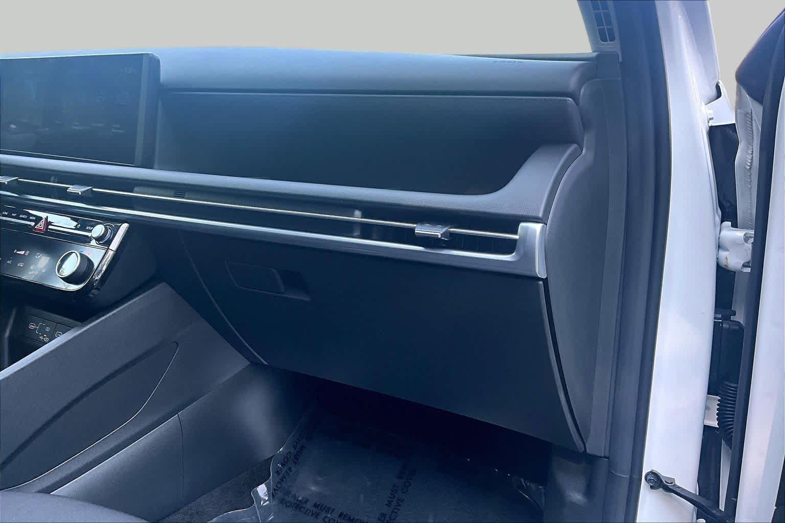 Used 2025 Hyundai Tucson SEL FWD image 19
