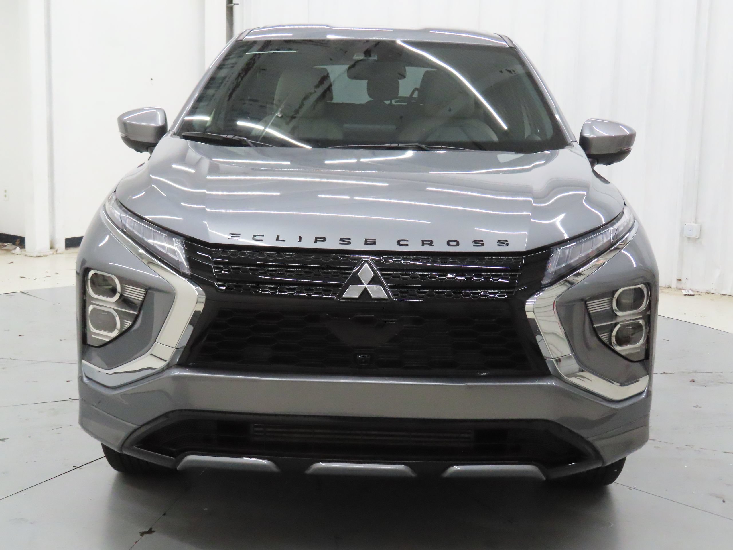 New 2026 Mitsubishi Eclipse Cross SEL AWD/4WD image 9