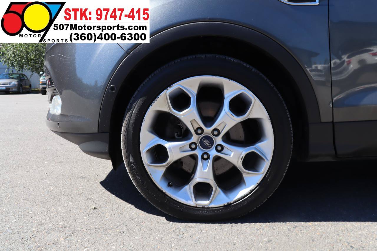 Used 2015 Ford Escape Titanium w/ Equipment Group 301A AWD/4WD image 25