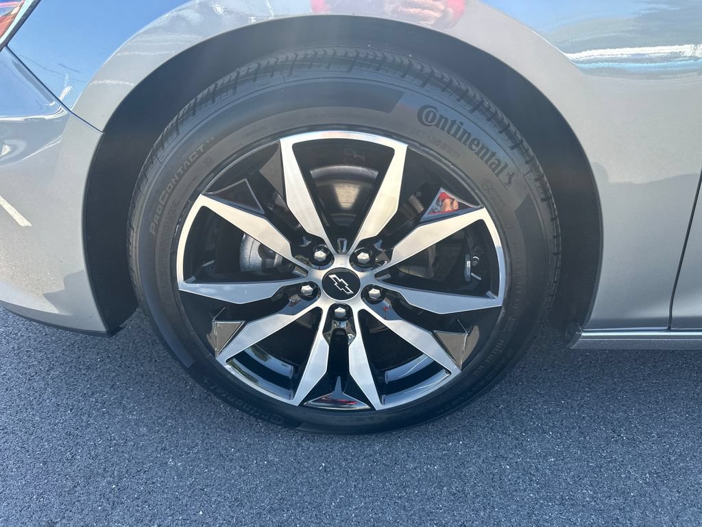 Used 2024 Chevrolet Malibu RS FWD image 12