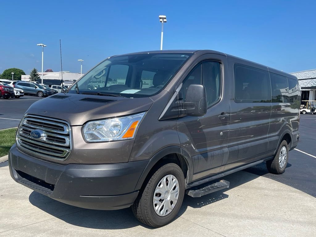 Used 2019 Ford Transit 350 XLT RWD image 4