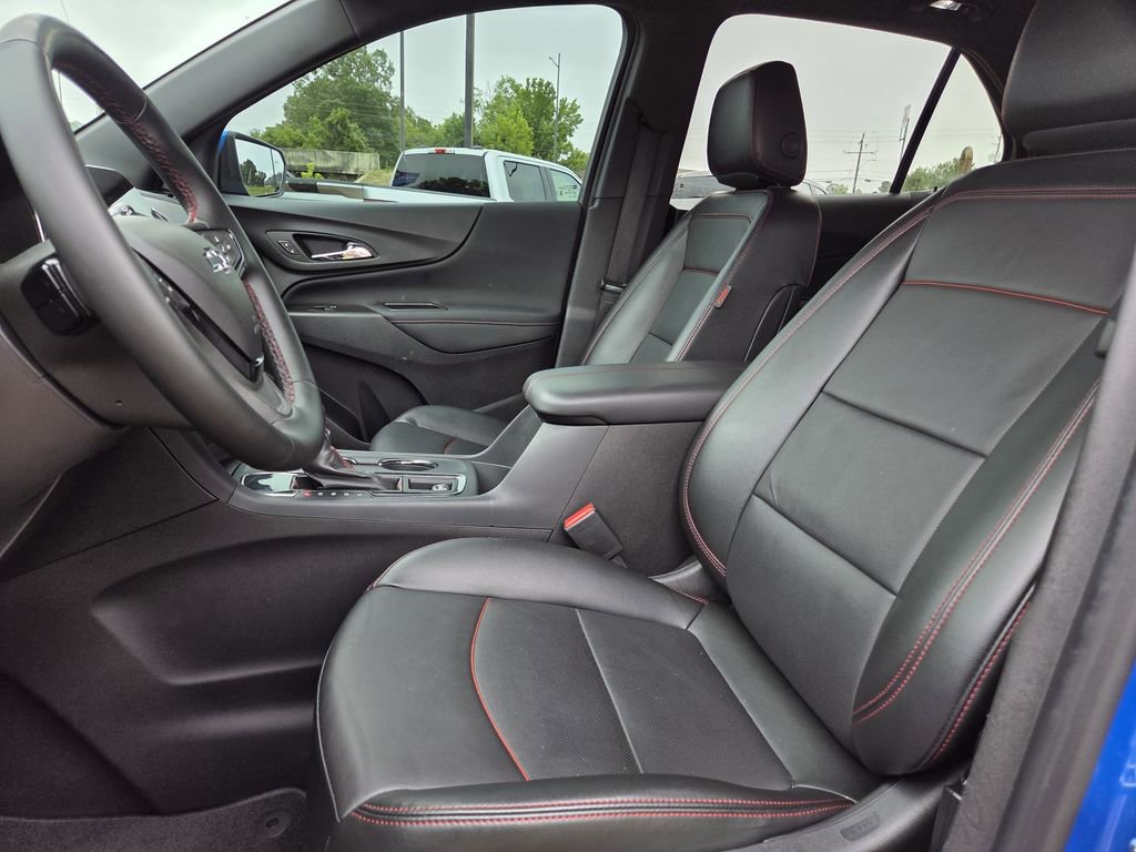 Used 2024 Chevrolet Equinox RS w/ RS Leather Package FWD image 12