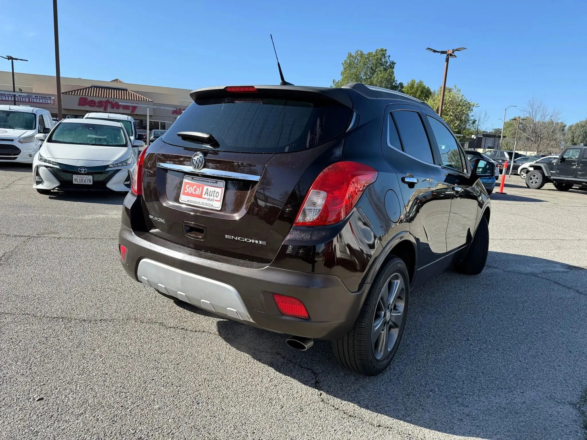 Used 2014 Buick Encore FWD image 3