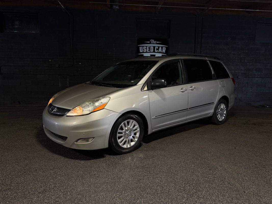 Used 2009 Toyota Sienna AWD image 1