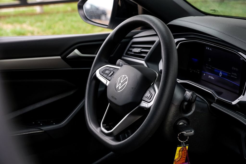 Used 2022 Volkswagen Jetta Sport image 24