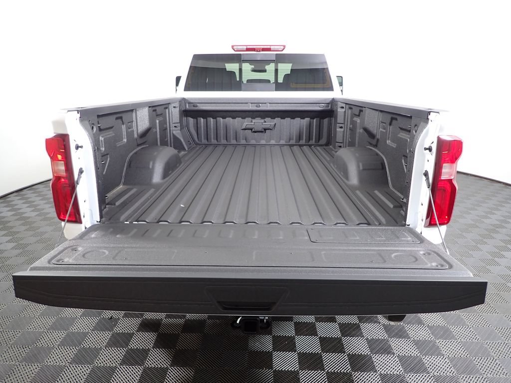 New 2026 Chevrolet Silverado 3500 High Country AWD/4WD image 17