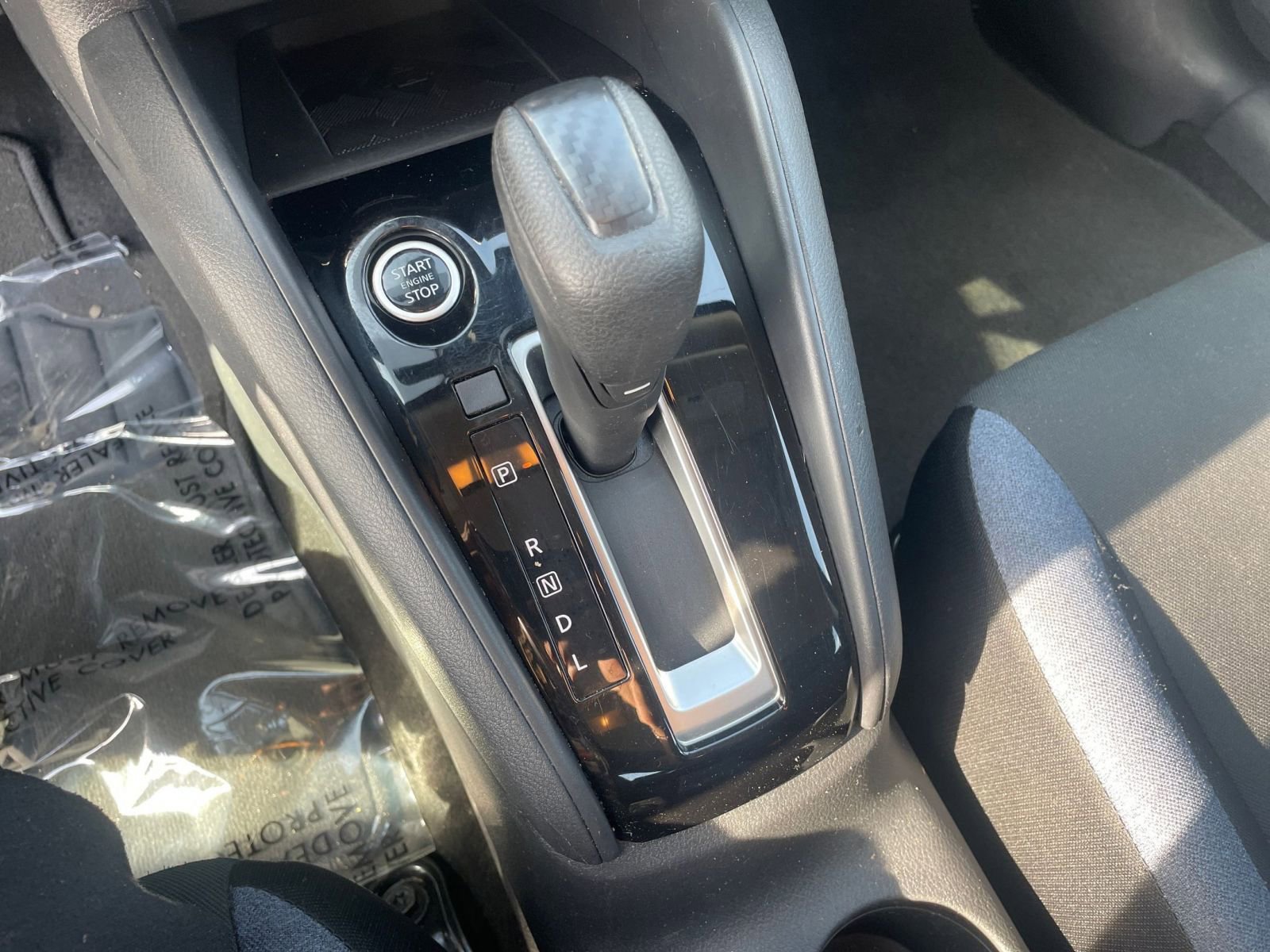 Used 2025 Nissan Versa SV FWD image 39