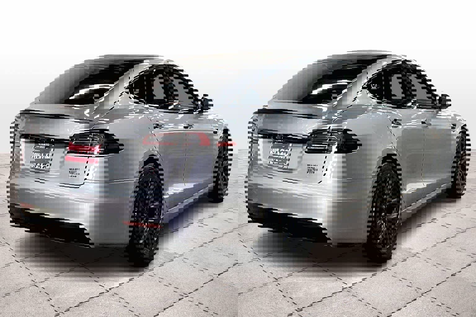 Used 2025 Tesla Model S Plaid image 16