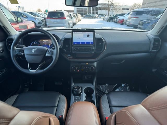 Used 2024 Ford Bronco Sport Outer Banks image 23