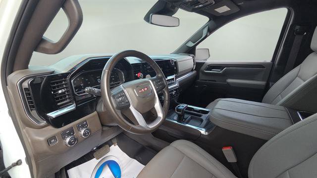 Used 2023 GMC Sierra 1500 SLT image 31