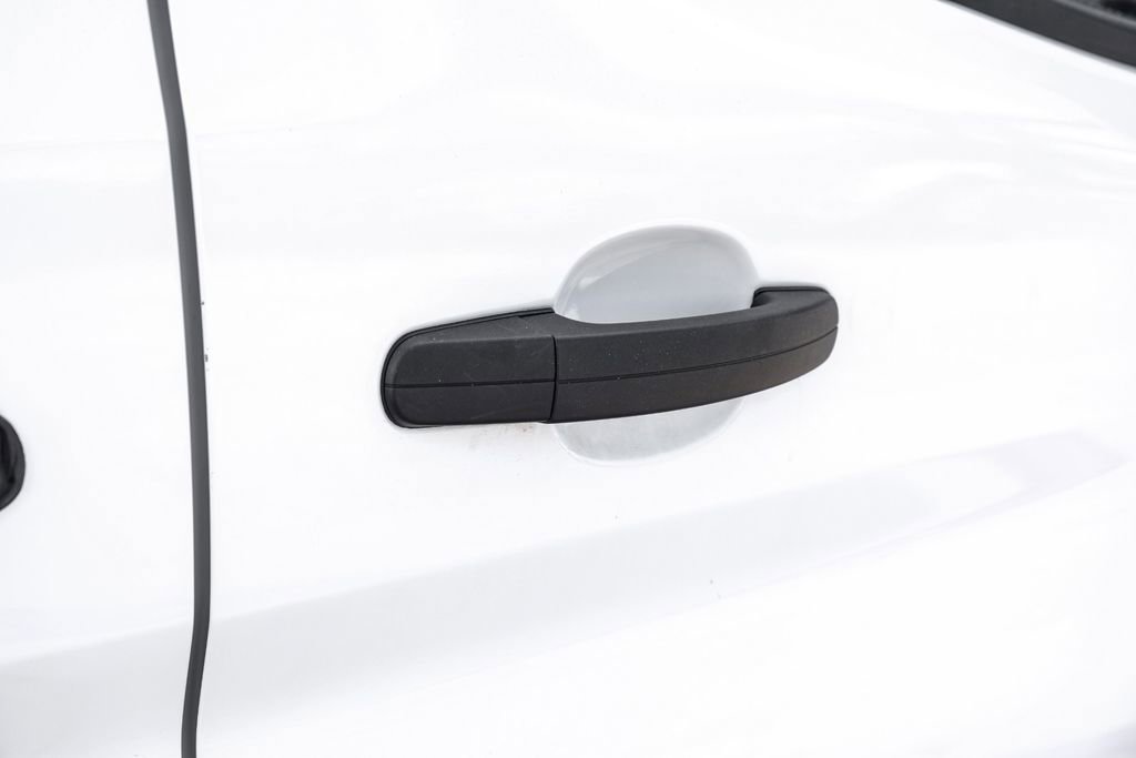 Used 2023 Ford Transit 350 XLT image 38