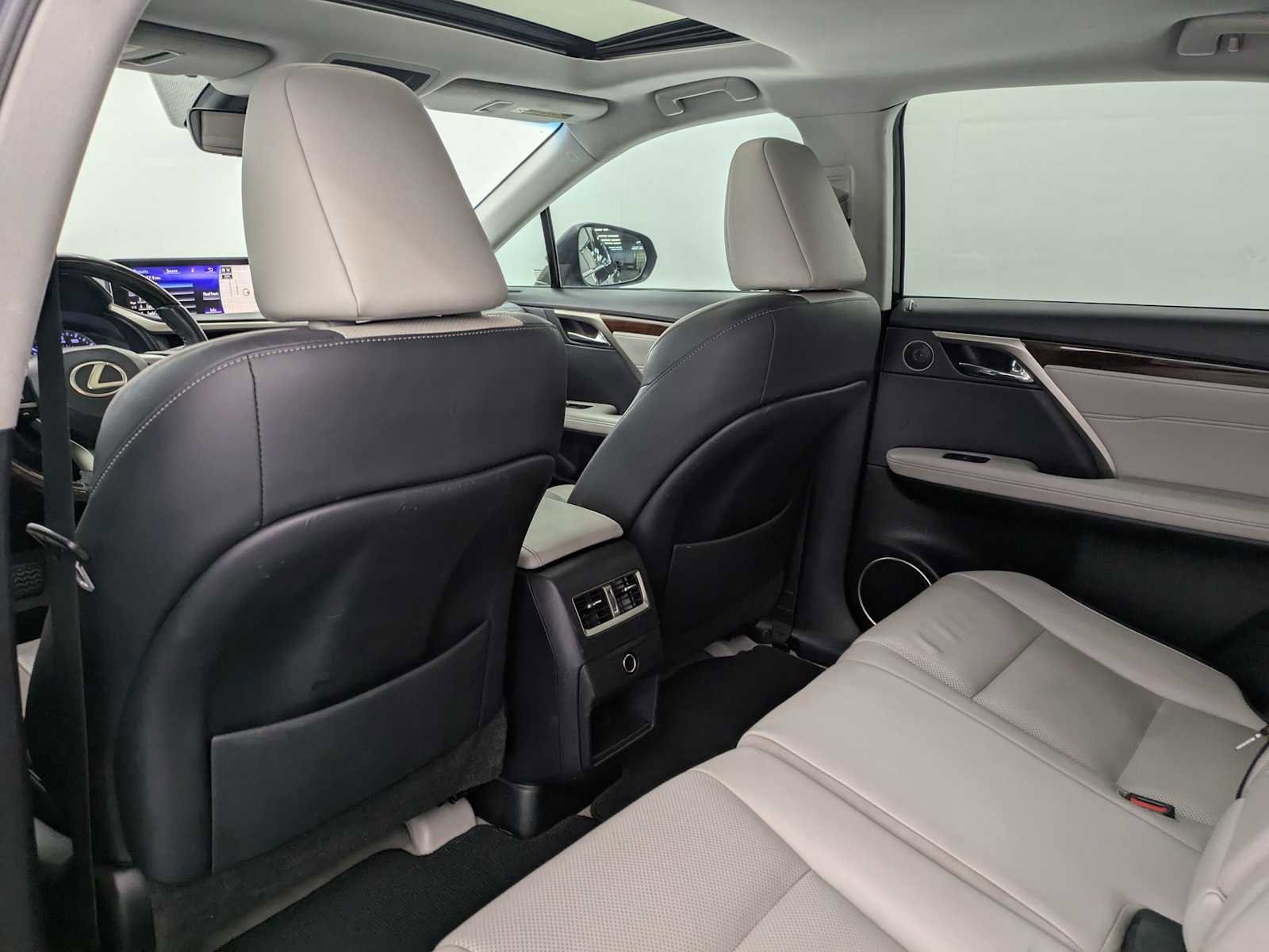 Used 2018 Lexus RX 350 FWD w/ Premium Package image 18