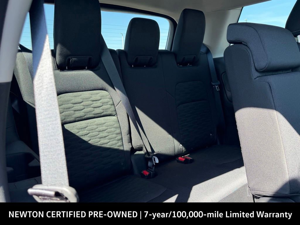 Used 2025 Nissan Pathfinder S FWD image 23