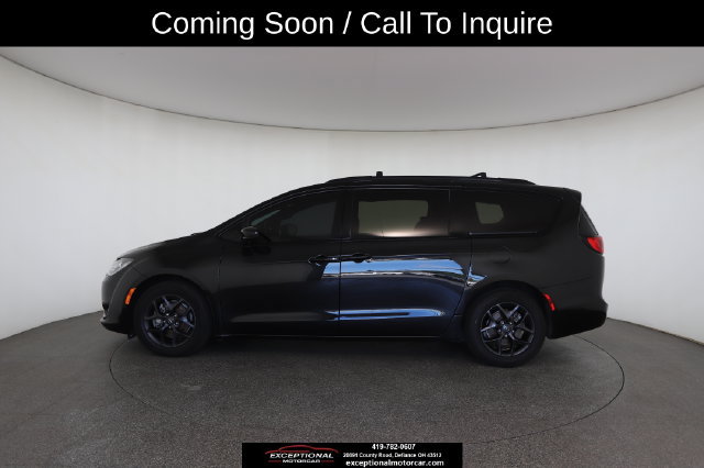 Used 2020 Chrysler Pacifica Touring-L Plus FWD image 7