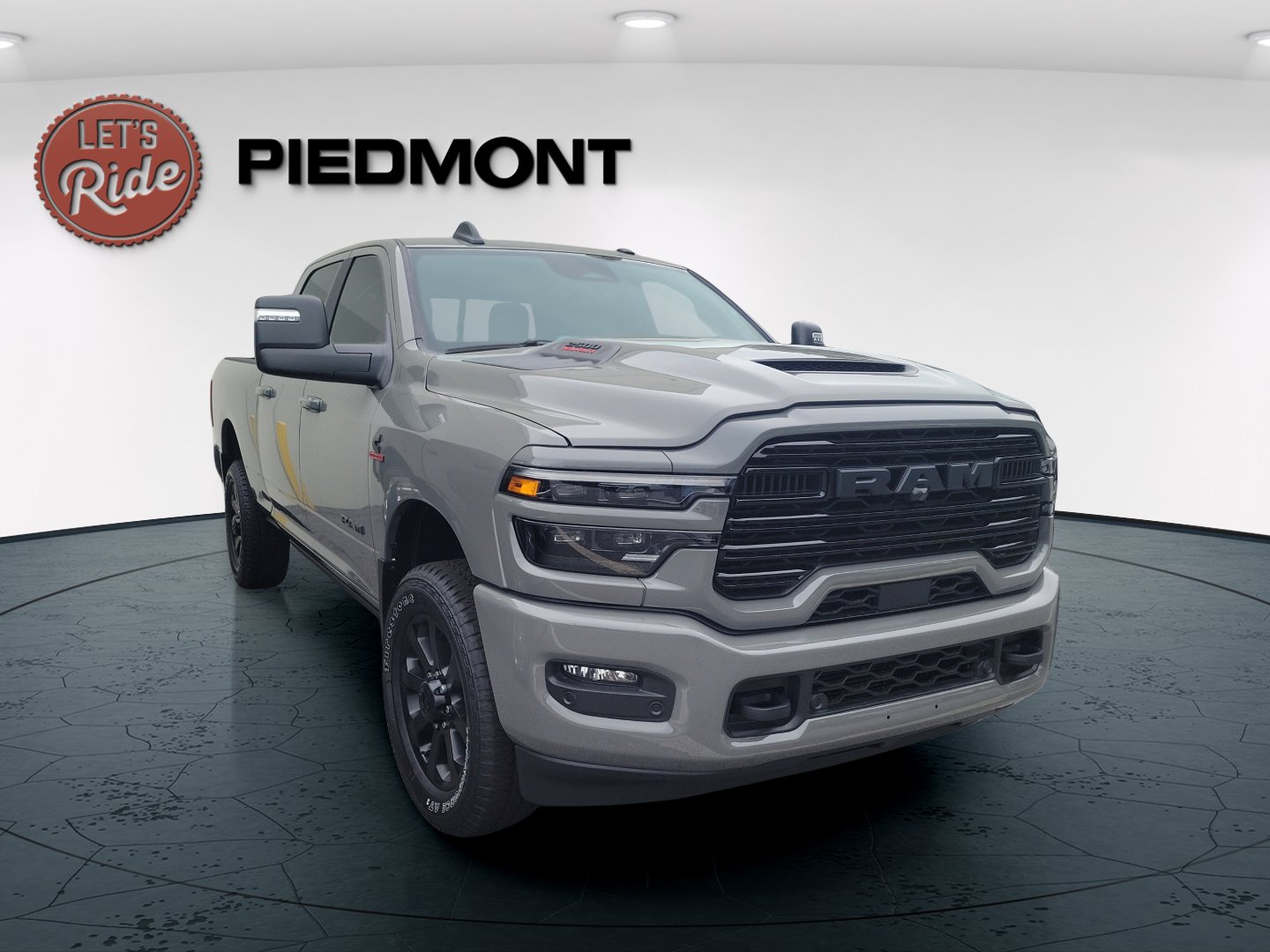 New 2026 RAM 2500 Laramie AWD/4WD image 4