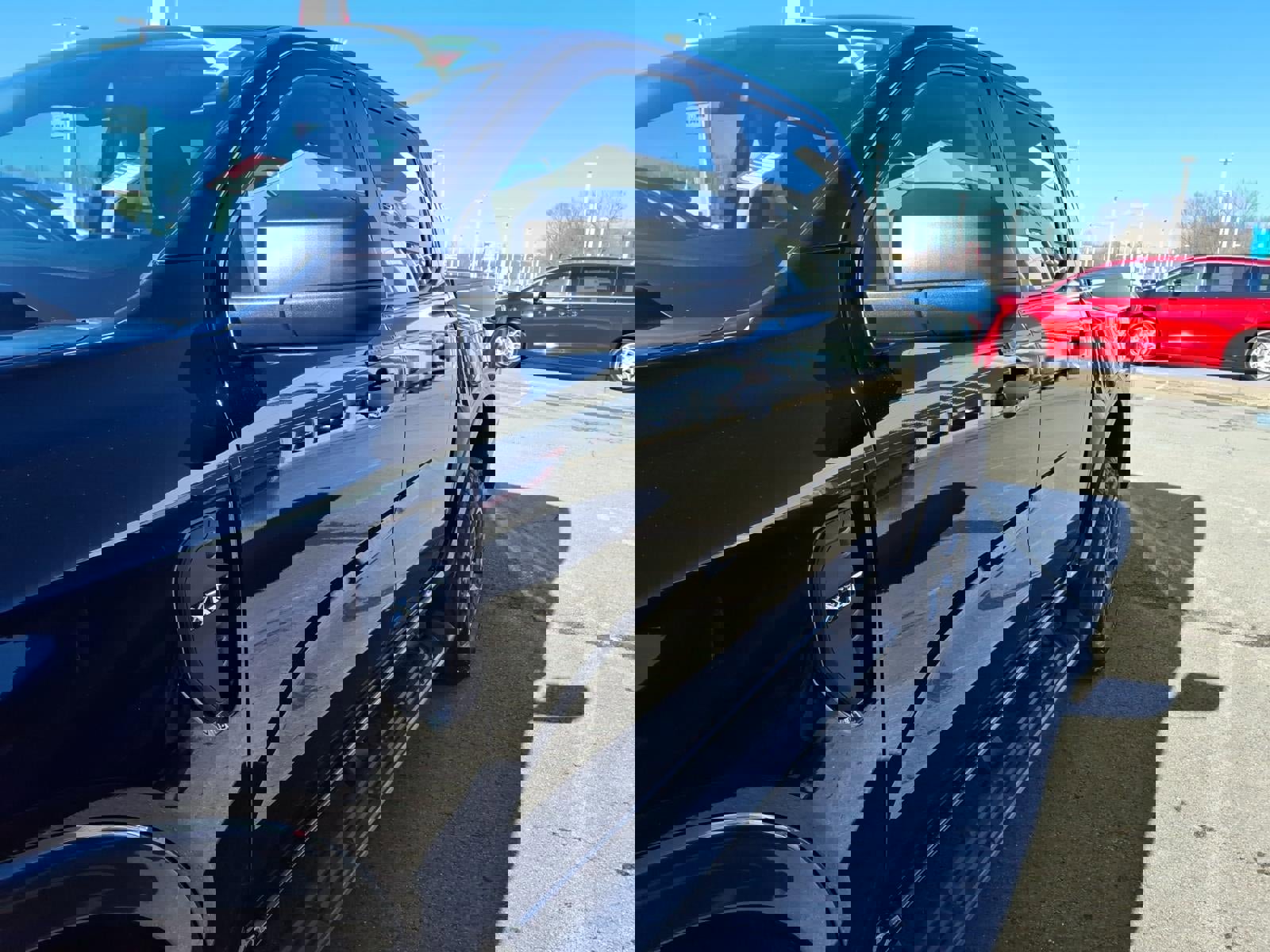 Used 2024 Ford Ranger XLT w/ FX4 Off-Road Package image 5